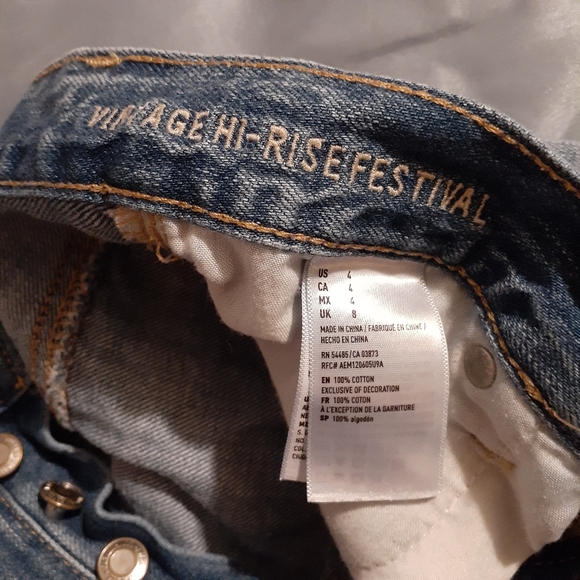 American Eagle high-rise festival shorts - Picture 2 of 2